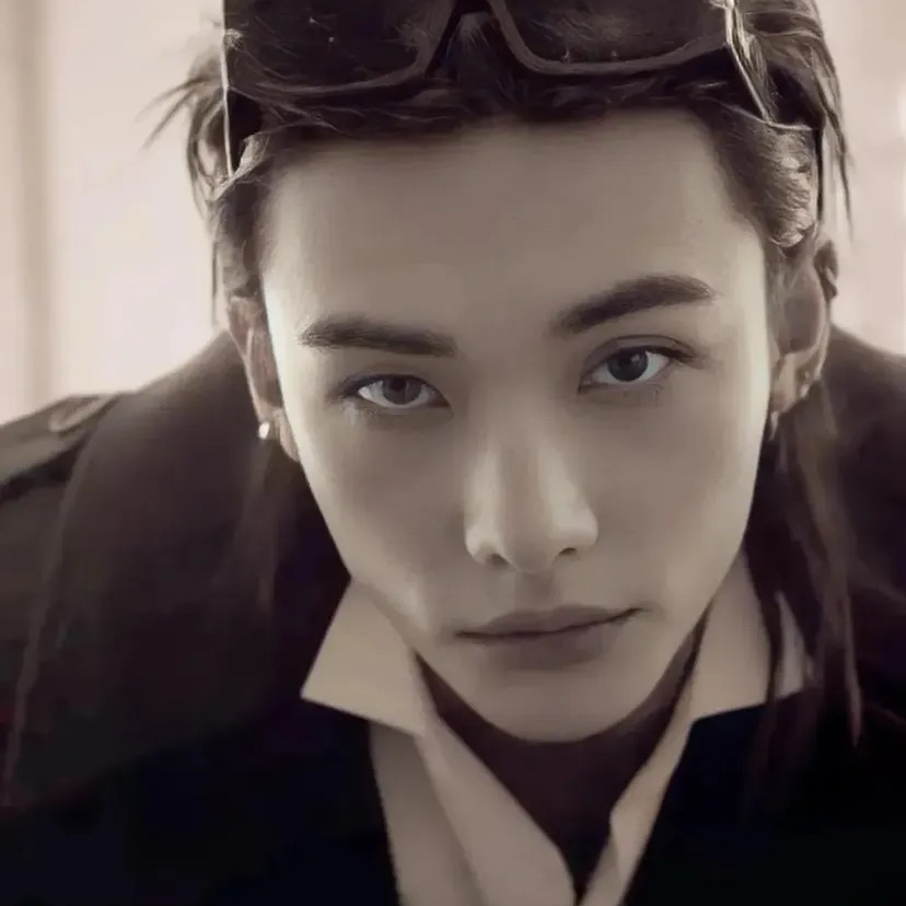 A moment captured by Hyunjin (Stray Kids)'s fan