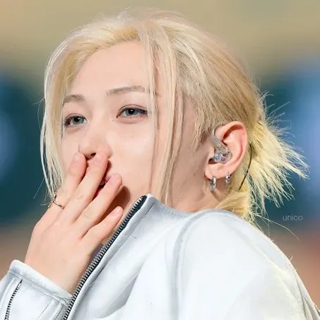A moment captured by Stray Kids's fan