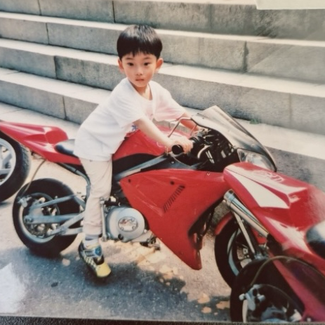 Latest photo of Junhyeok