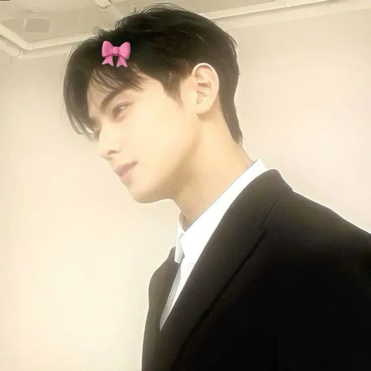Behind-the-scenes cut of Eunwoo (ASTRO)