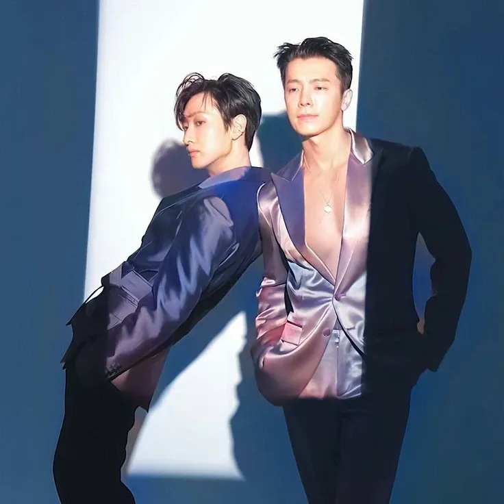 Latest photo of Donghae (Super Junior)