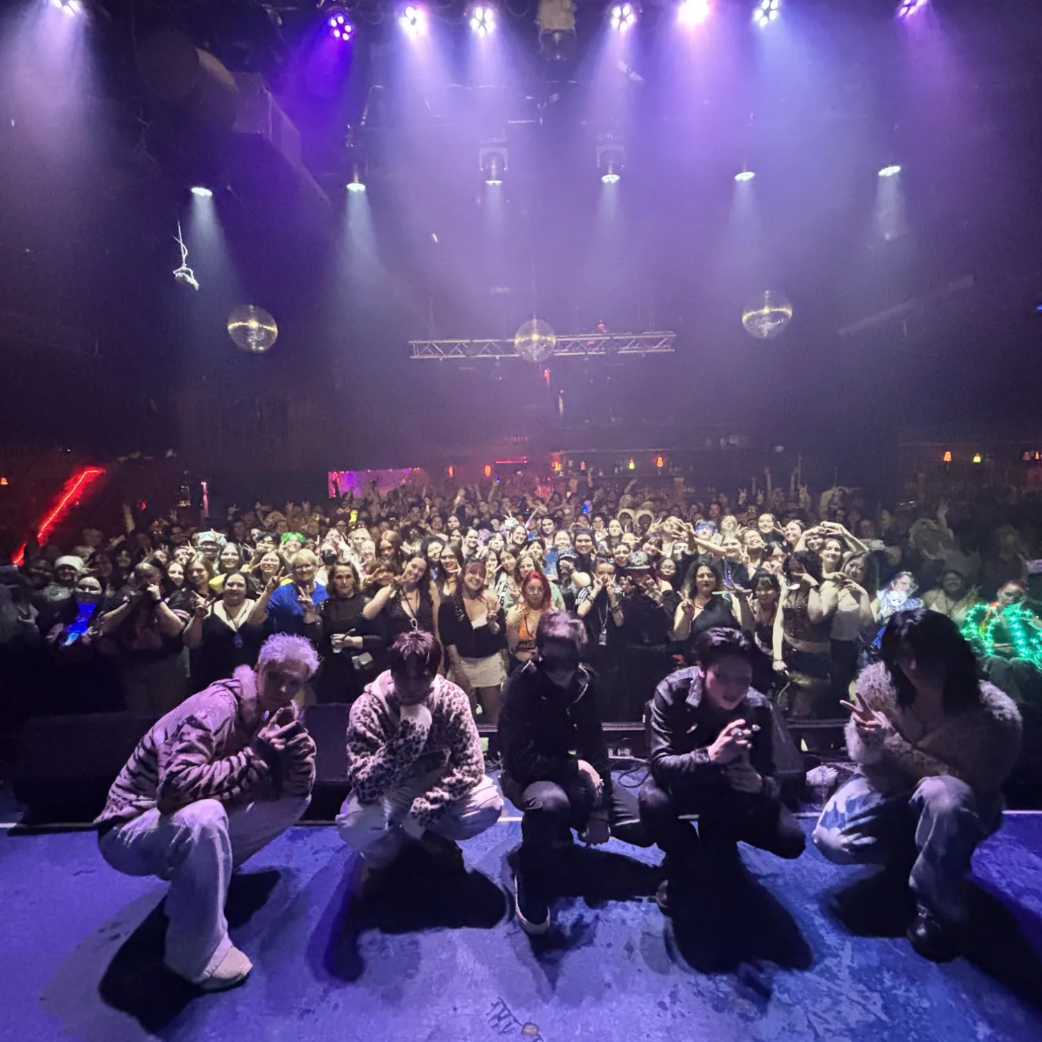 JUST B的最新照片