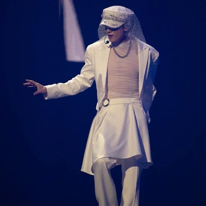 Foto terbaru Eunhyuk (Super Junior)