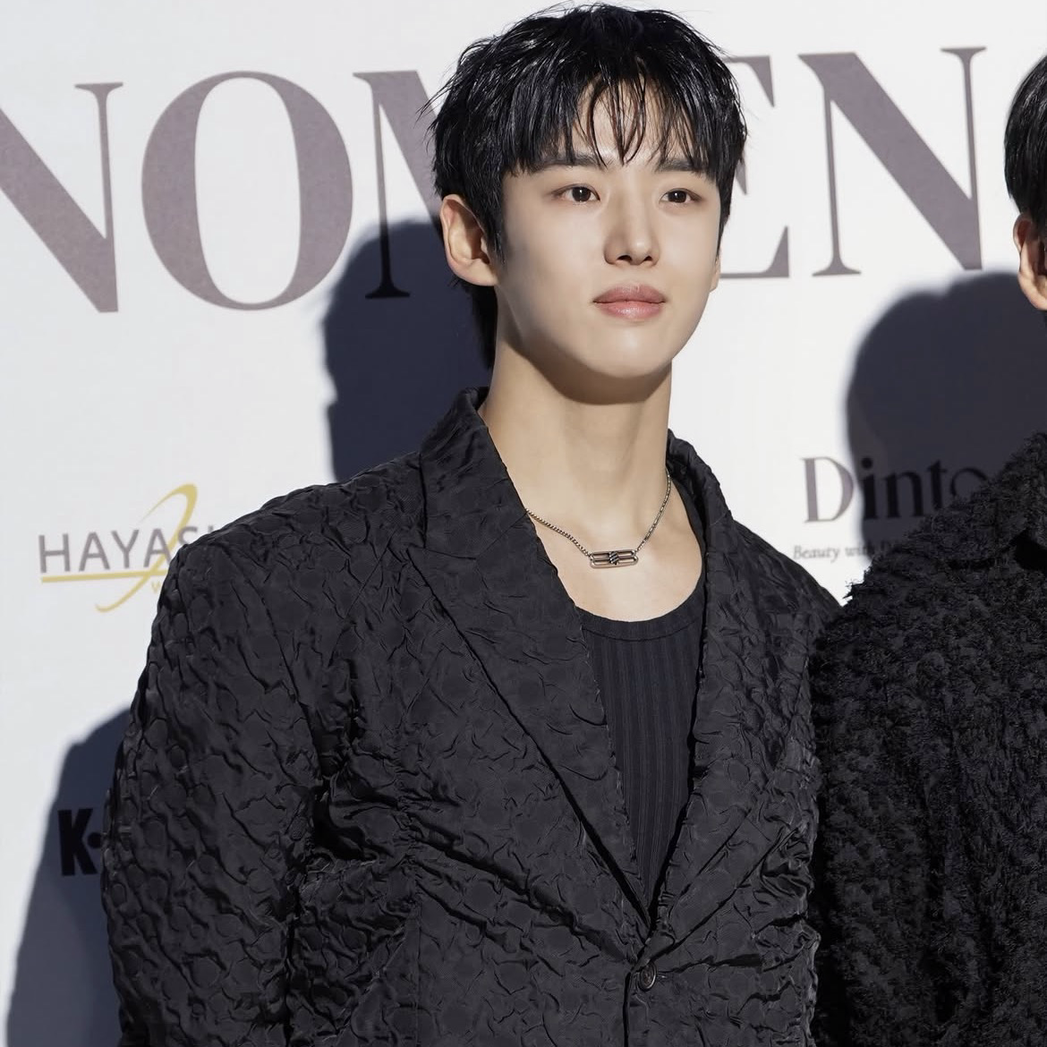 Latest photo of Hongseok (PENTAGON)