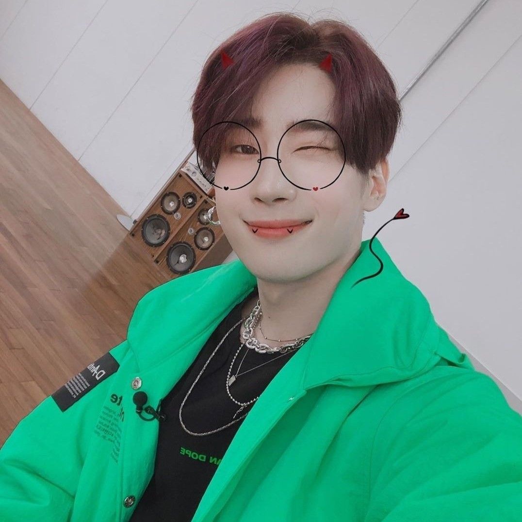 빅톤 최근 활동샷