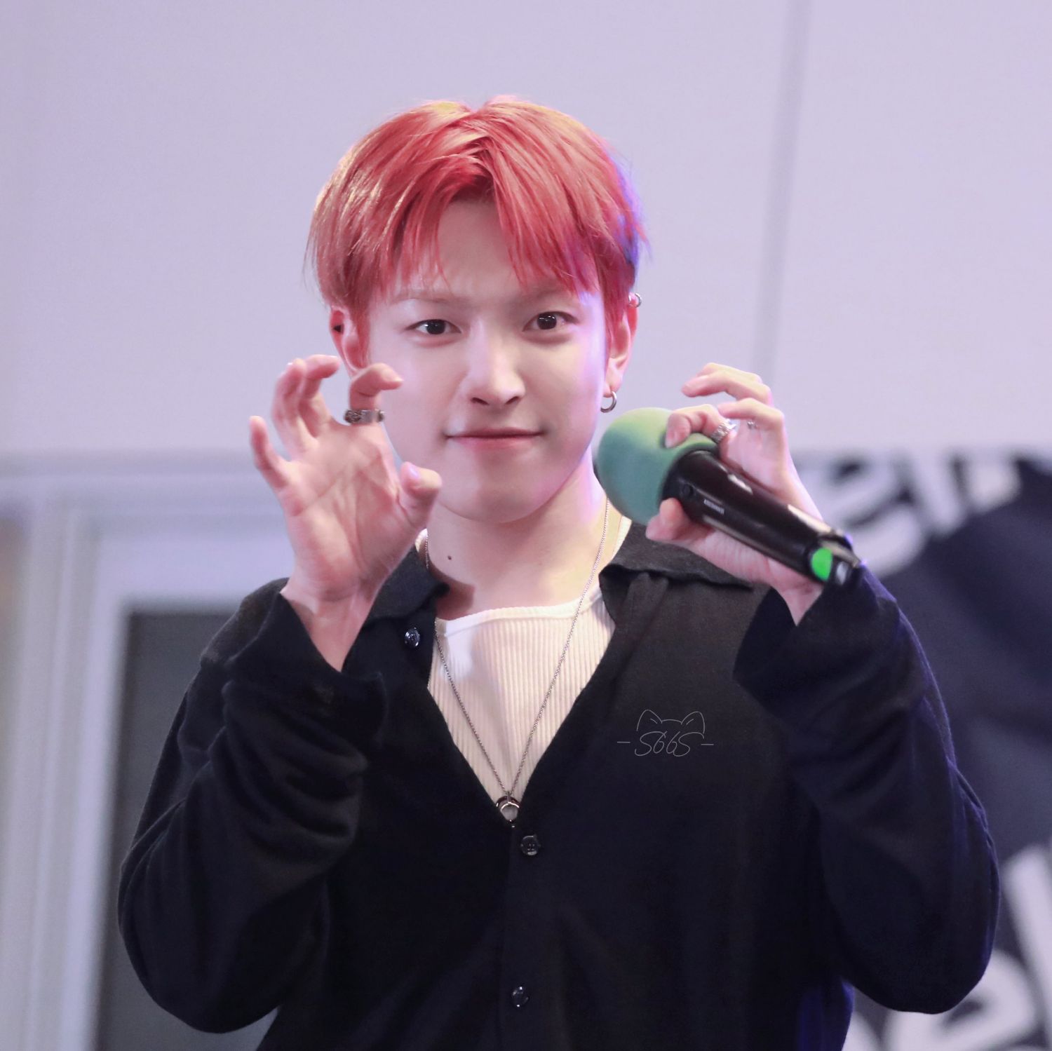 Behind-the-scenes cut of Hongjoong (ATEEZ)