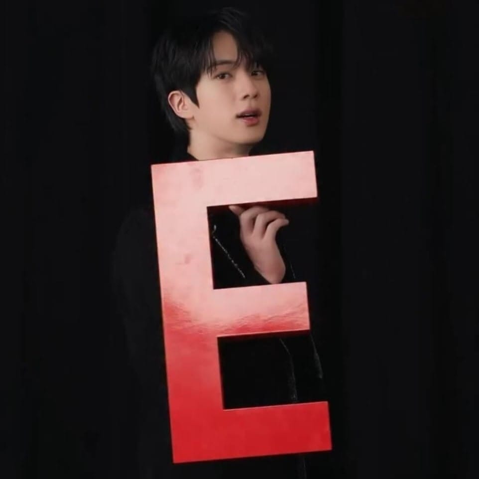 ジン (BTS)の最新写真