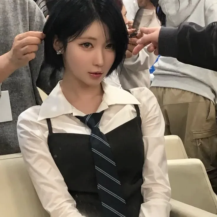 Asa (BABYMONSTER)的最新活動照片