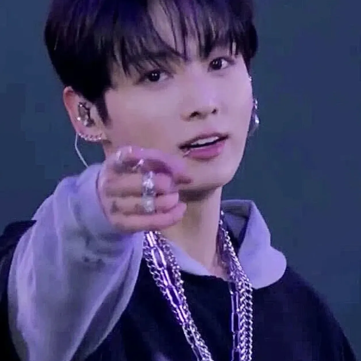 Latest photo of Jungkook (BTS)