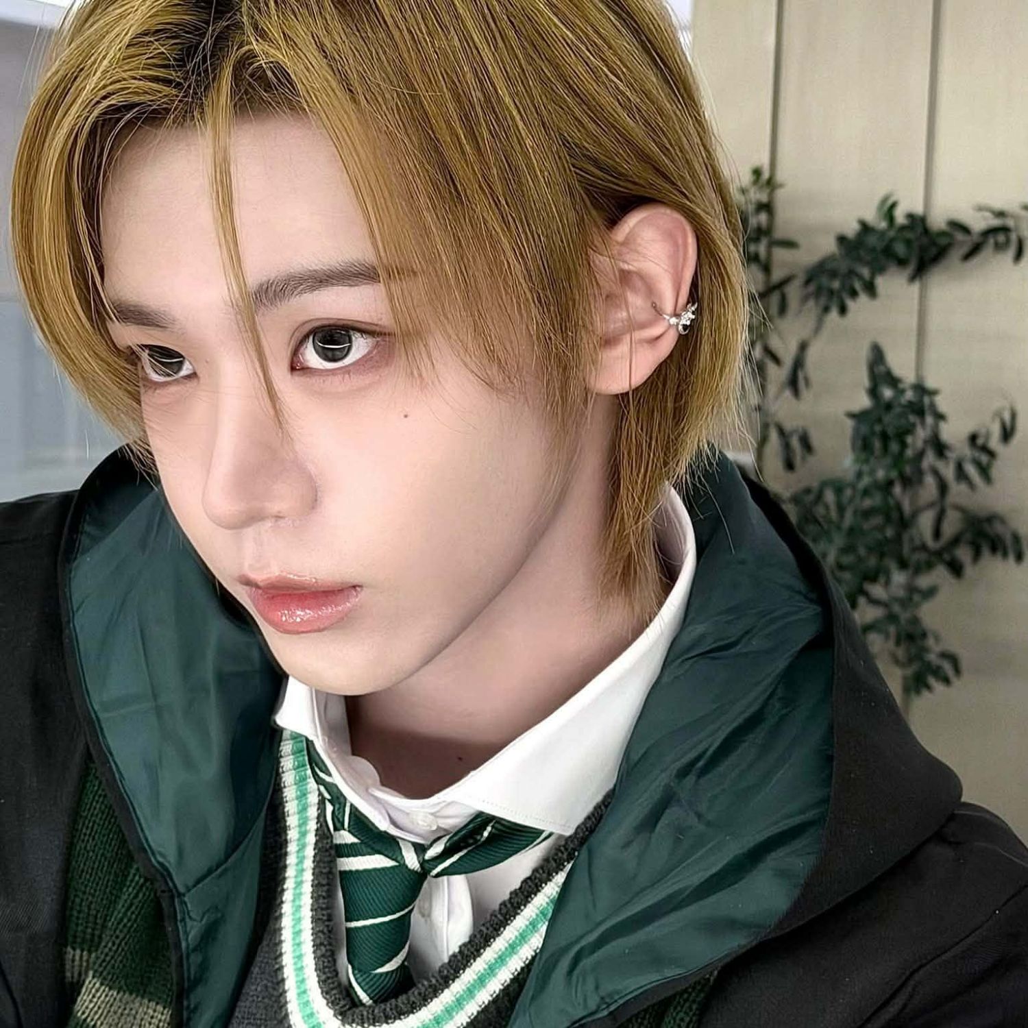 Latest photo of Zhang Shuaibo (AHOF)