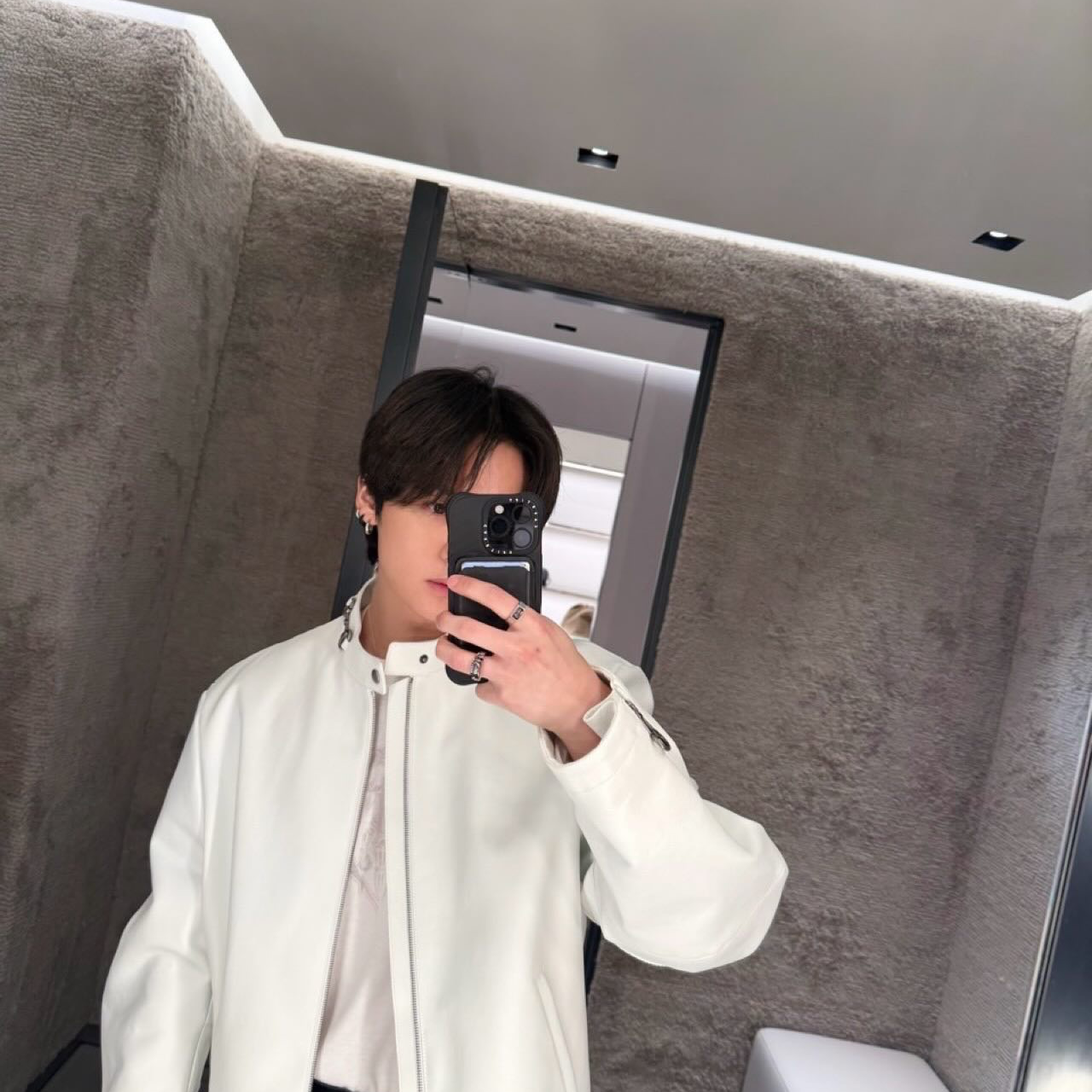 Recent activity shot of Lee Know (Stray Kids)