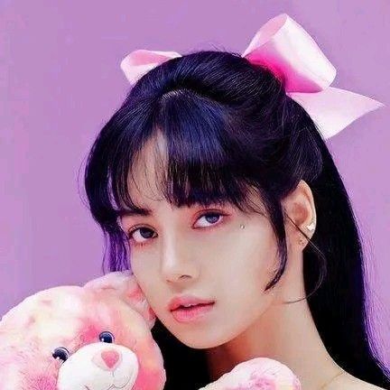 リサ (BLACKPINK)の舞台裏ショット