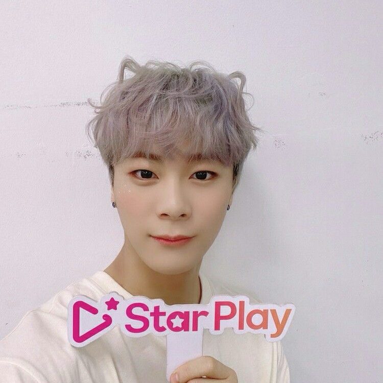 A moment captured by Moonbin (ASTRO)'s fan