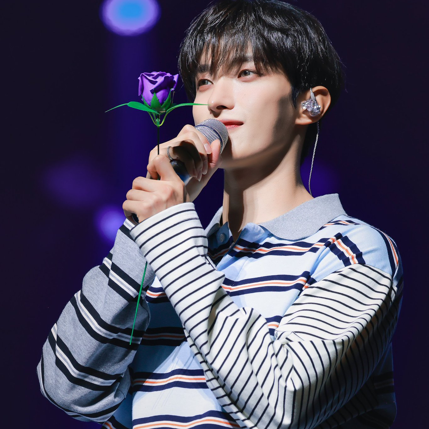 A moment captured by DK (SEVENTEEN)'s fan
