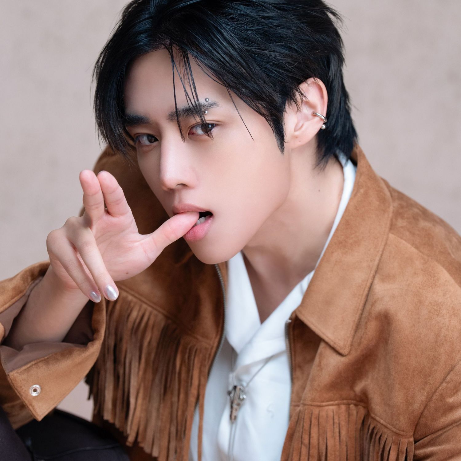 善旴 (THE BOYZ)的最新活動照片