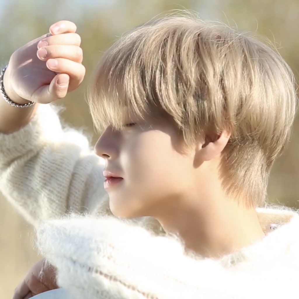 A moment captured by Park Jihoon's fan