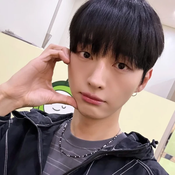 Popular profile picture of Yoon Jisung loved by fans