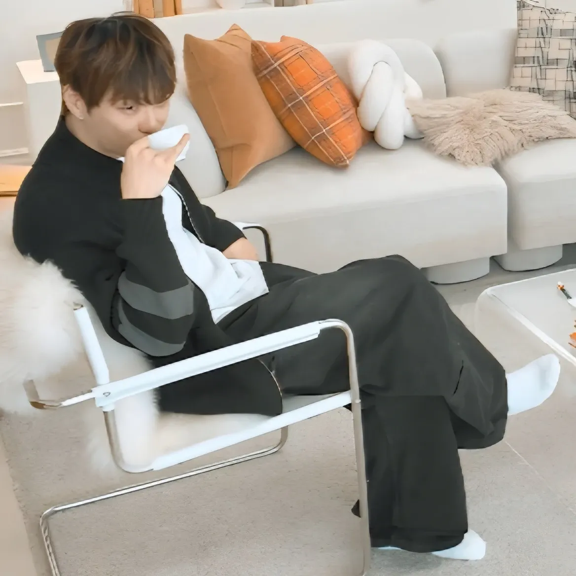 강다니엘 최근 활동샷