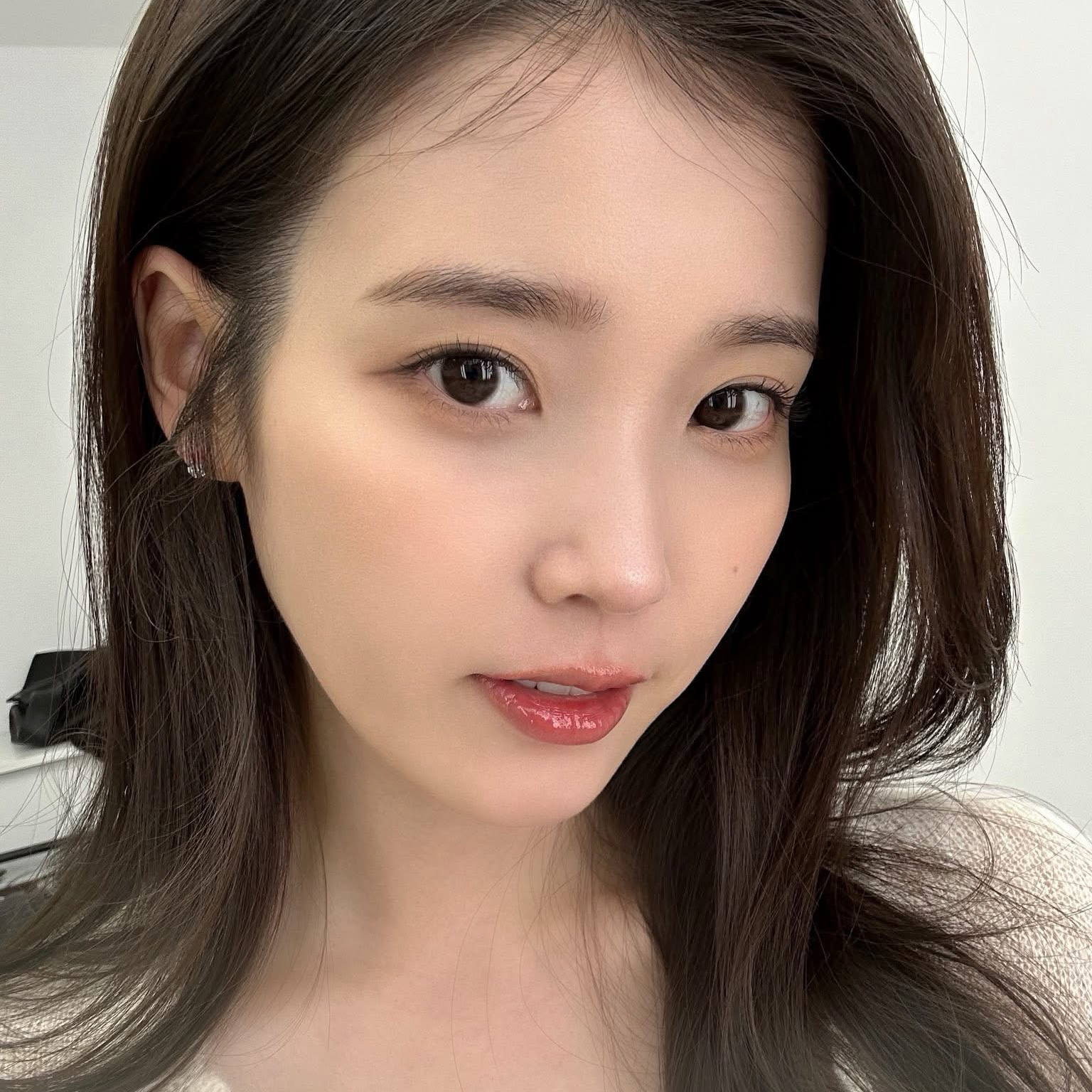 Foto aktivitas terbaru IU