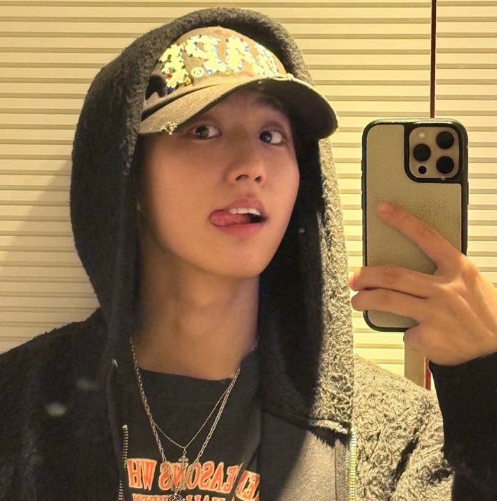 Latest photo of HAN (Stray Kids)