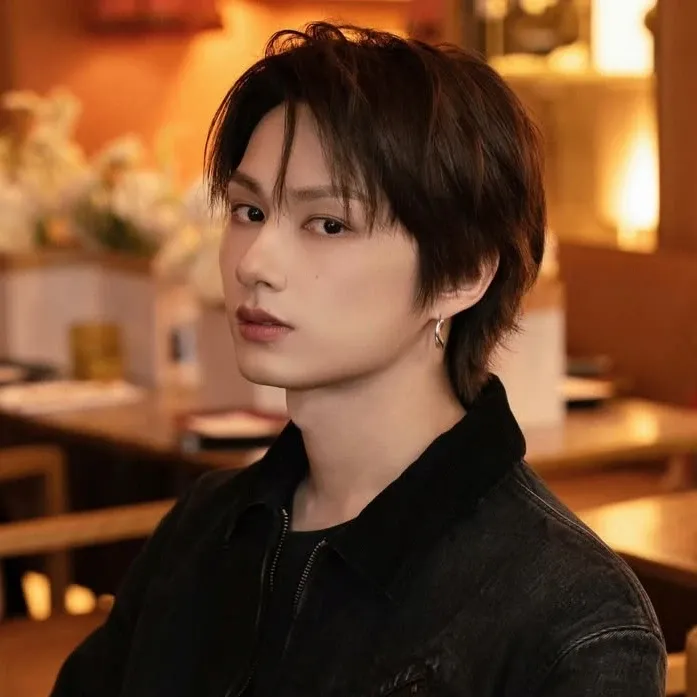 Latest photo of Jun (SEVENTEEN)