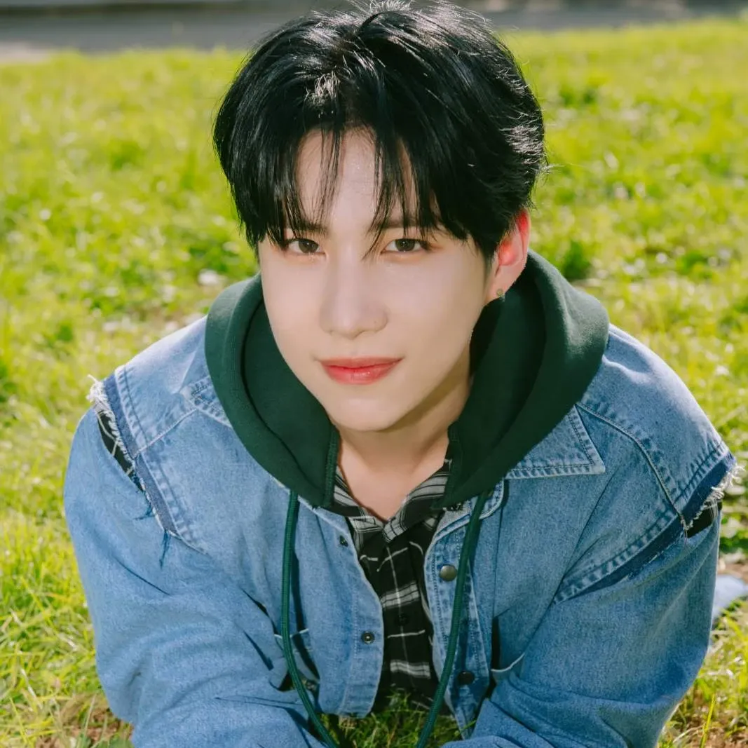 Latest photo of Wow (A.C.E)