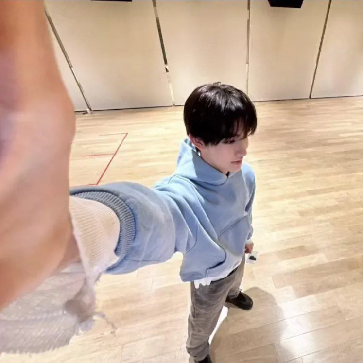 Latest photo of Seonghyeon (CORTIS)