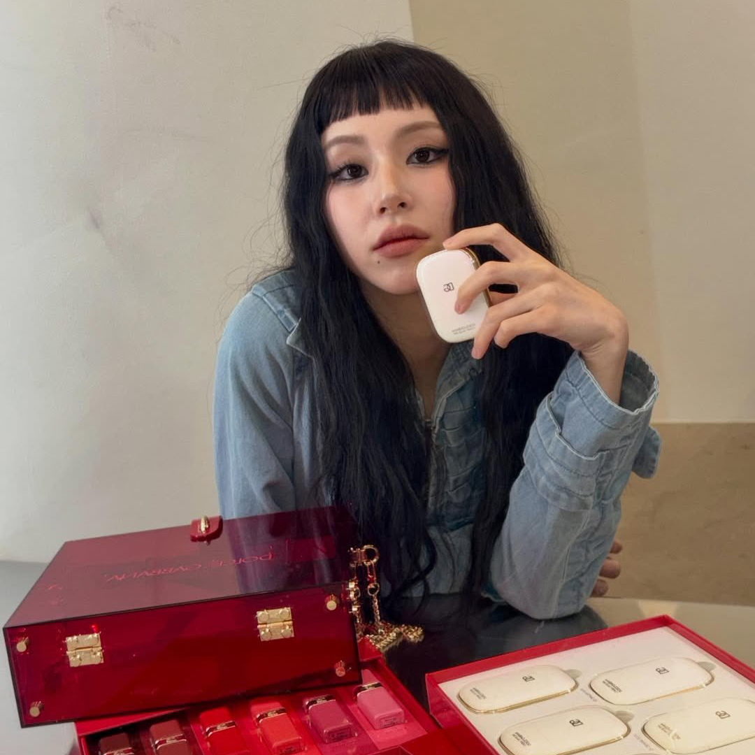 彩瑛 (TWICE)的幕后花絮