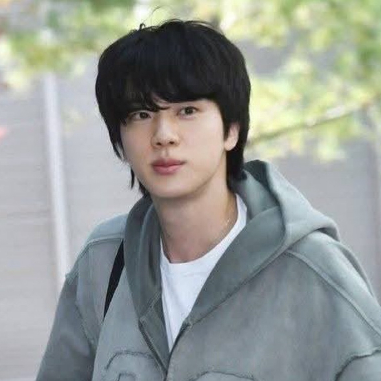 Foto terbaru Jin (BTS)