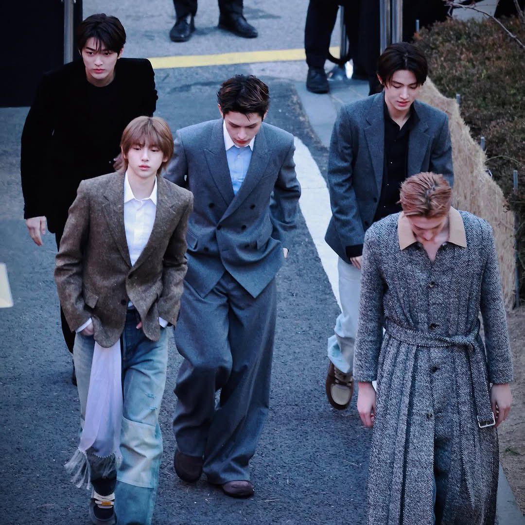 Behind-the-scenes cut of CORTIS