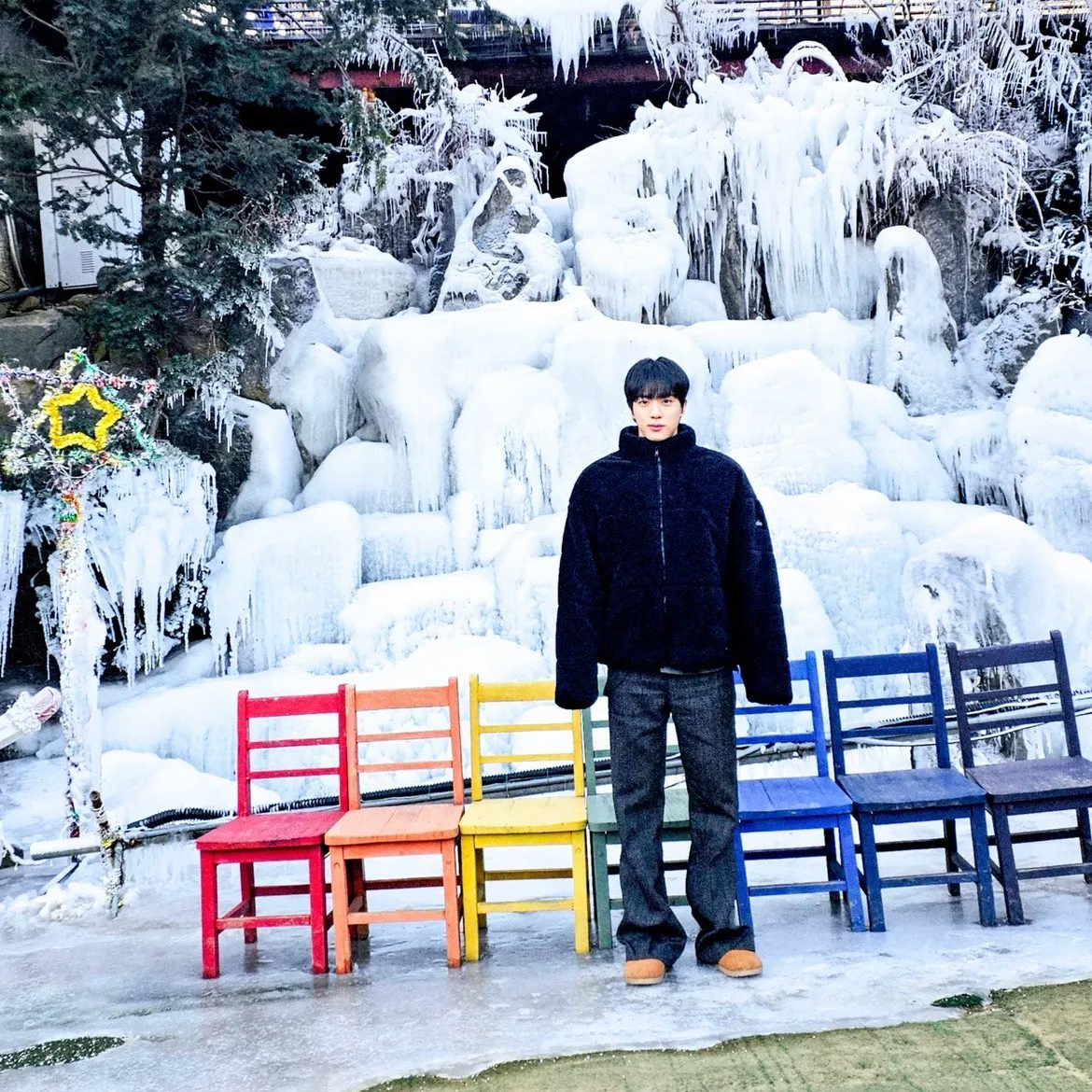 A moment captured by Jin (BTS)'s fan