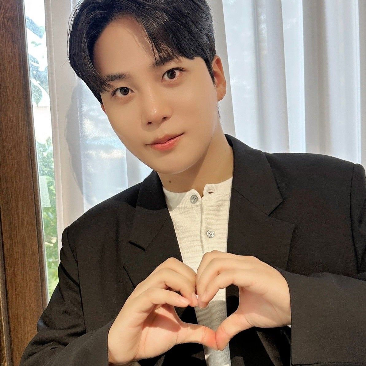 ATEEZ的最新照片