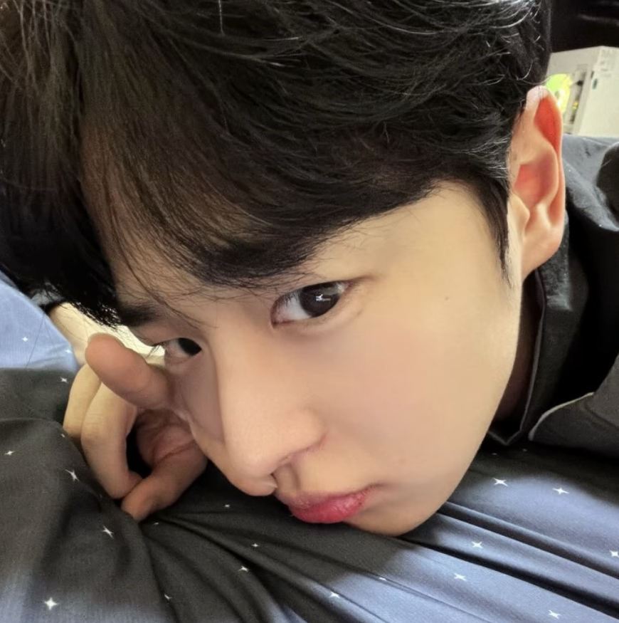 Latest photo of Choi Byungchan