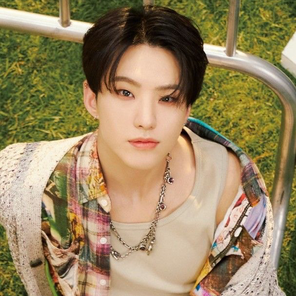 Latest photo of Hoshi (SEVENTEEN)
