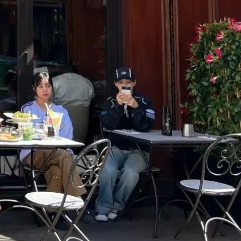 MAMAMOOの舞台裏ショット