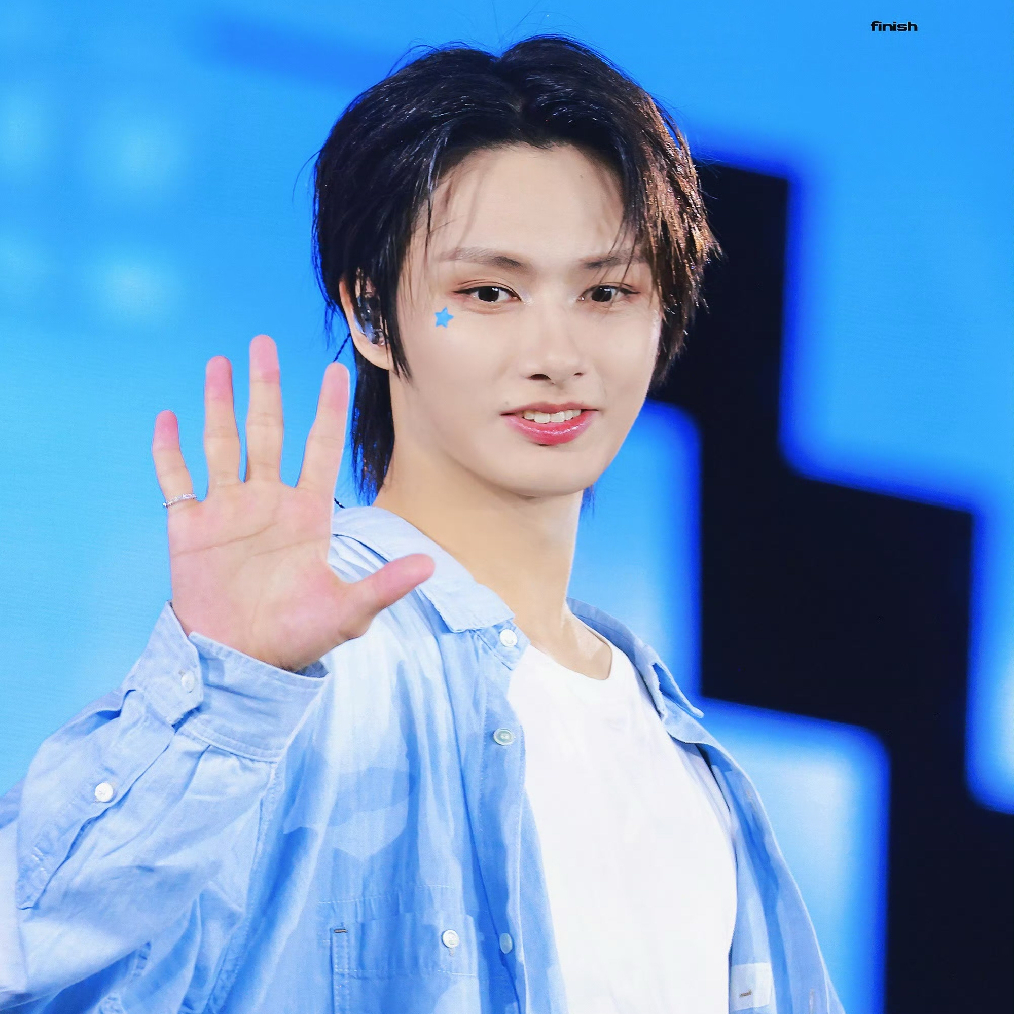 Recent activity shot of Jun (SEVENTEEN)