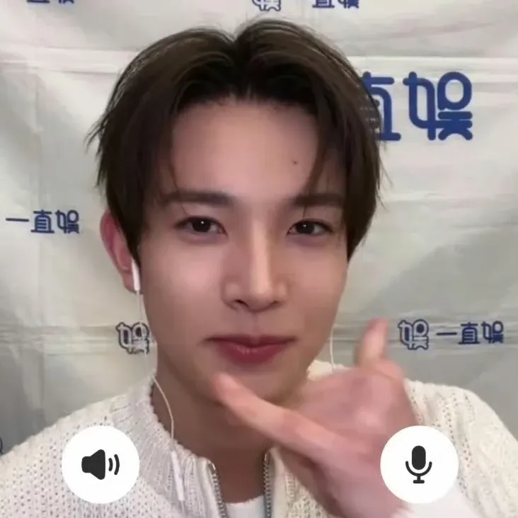 Latest photo of Heeseung