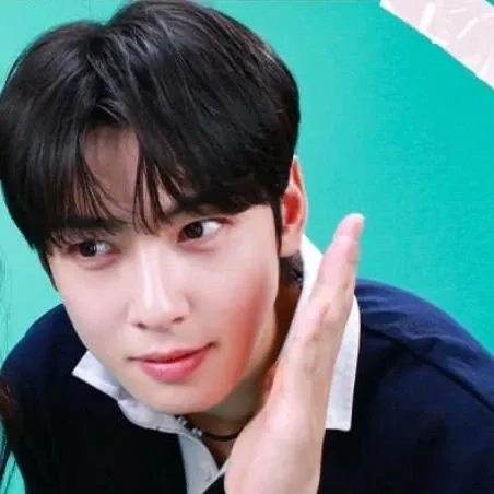 Latest photo of Eunwoo (ASTRO)