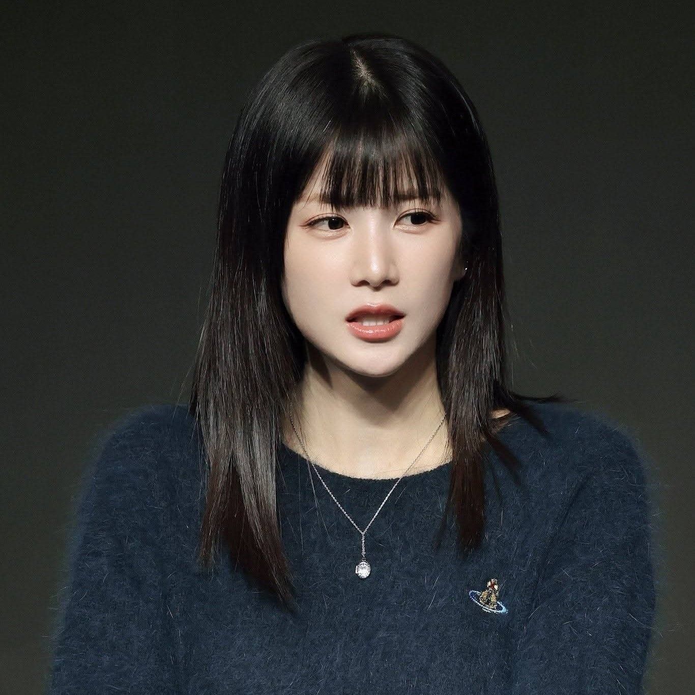 Latest photo of Park Chorong (Apink)