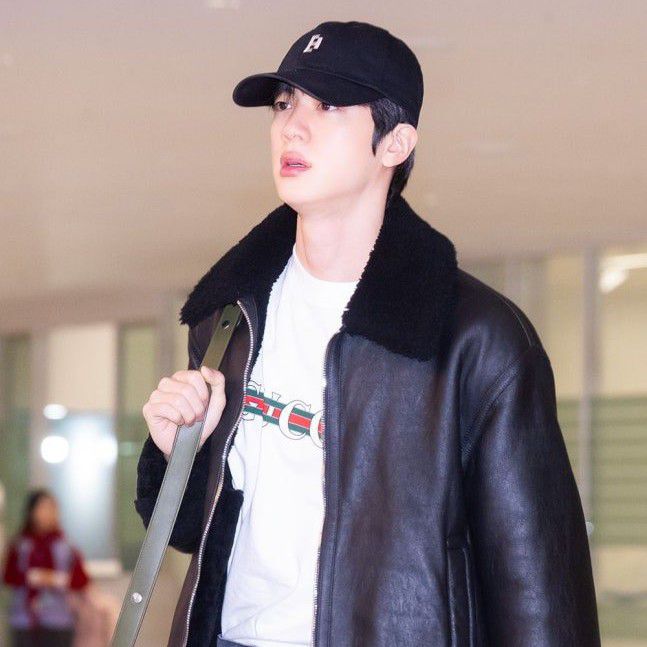 Foto terbaru Jin (BTS)