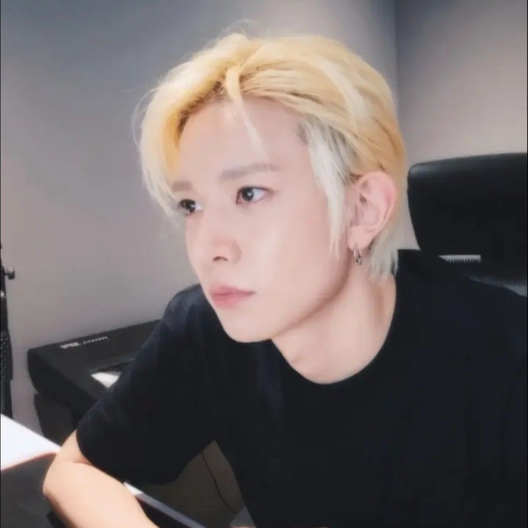 에반 최근 활동샷