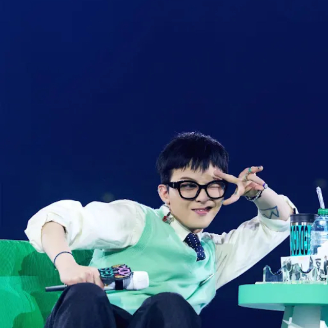 A moment captured by G-DRAGON (BIGBANG)'s fan