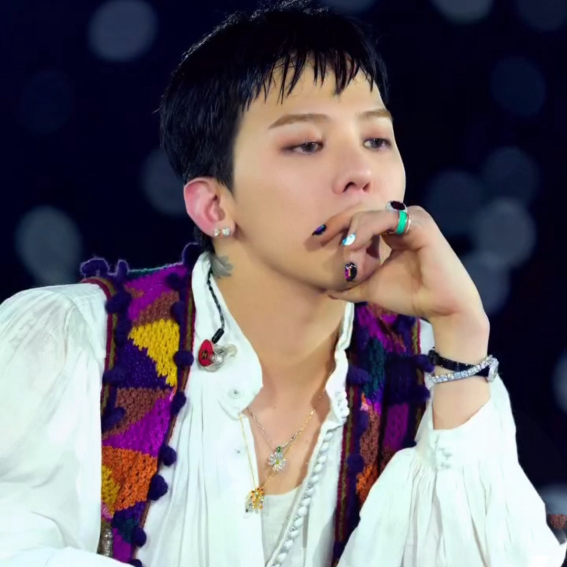 Recent activity shot of G-DRAGON (BIGBANG)