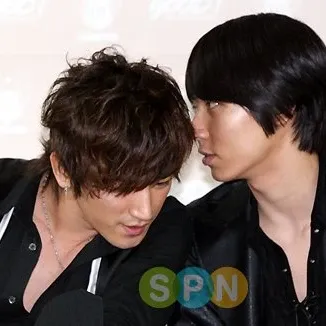 A moment captured by Lee Minwoo (SHINHWA)'s fan