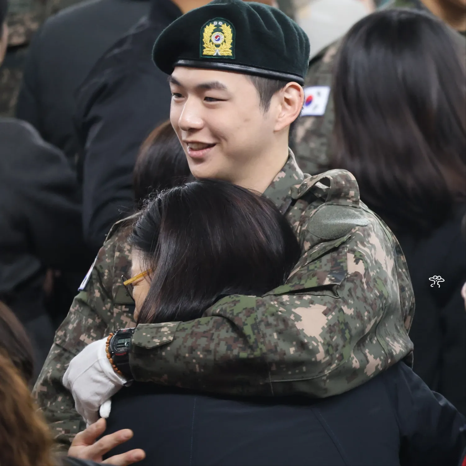 Behind-the-scenes cut of Kang Daniel