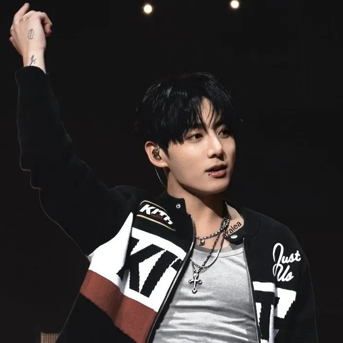 정국 (방탄소년단)의 최신 사진