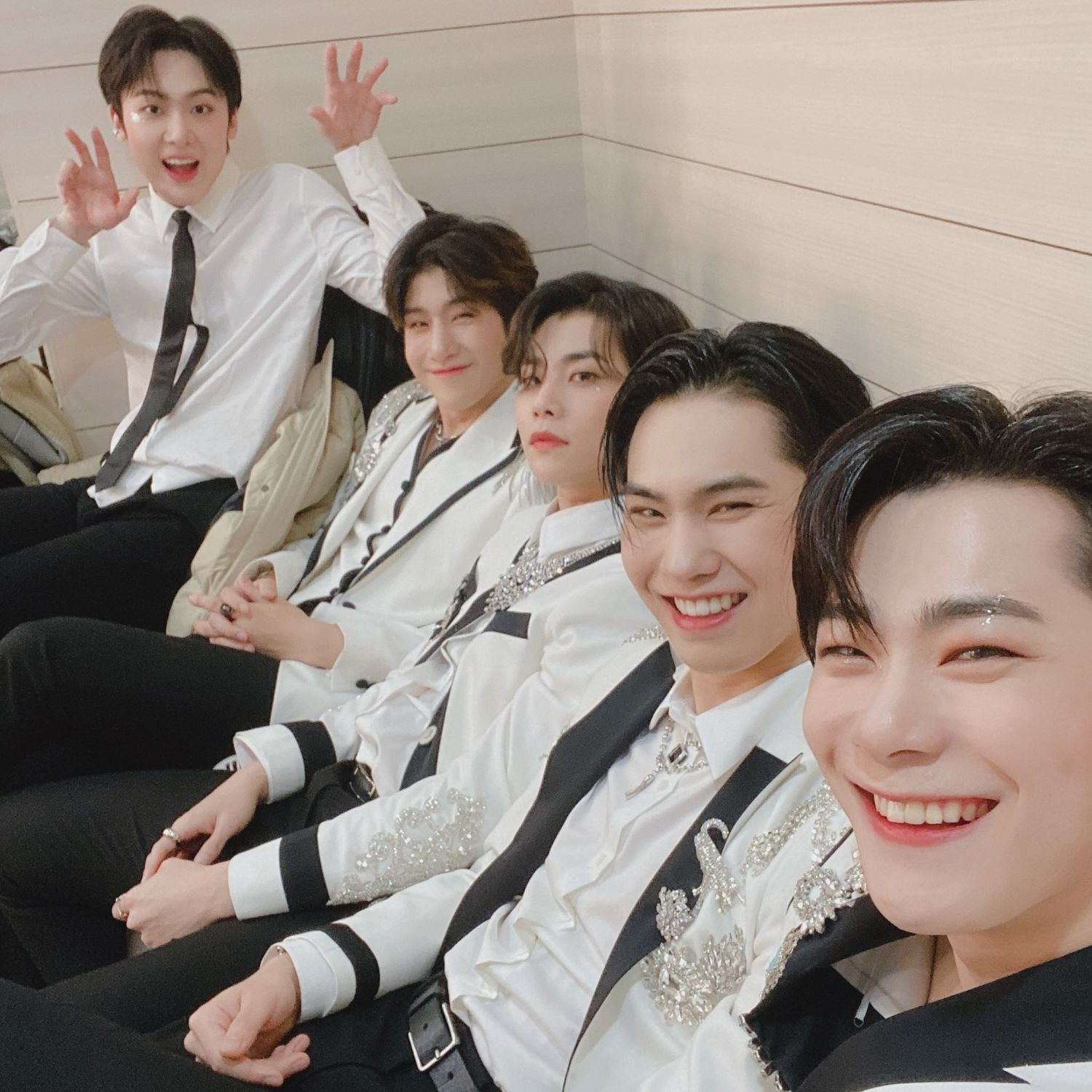 Momen yang diabadikan oleh penggemar ASTRO