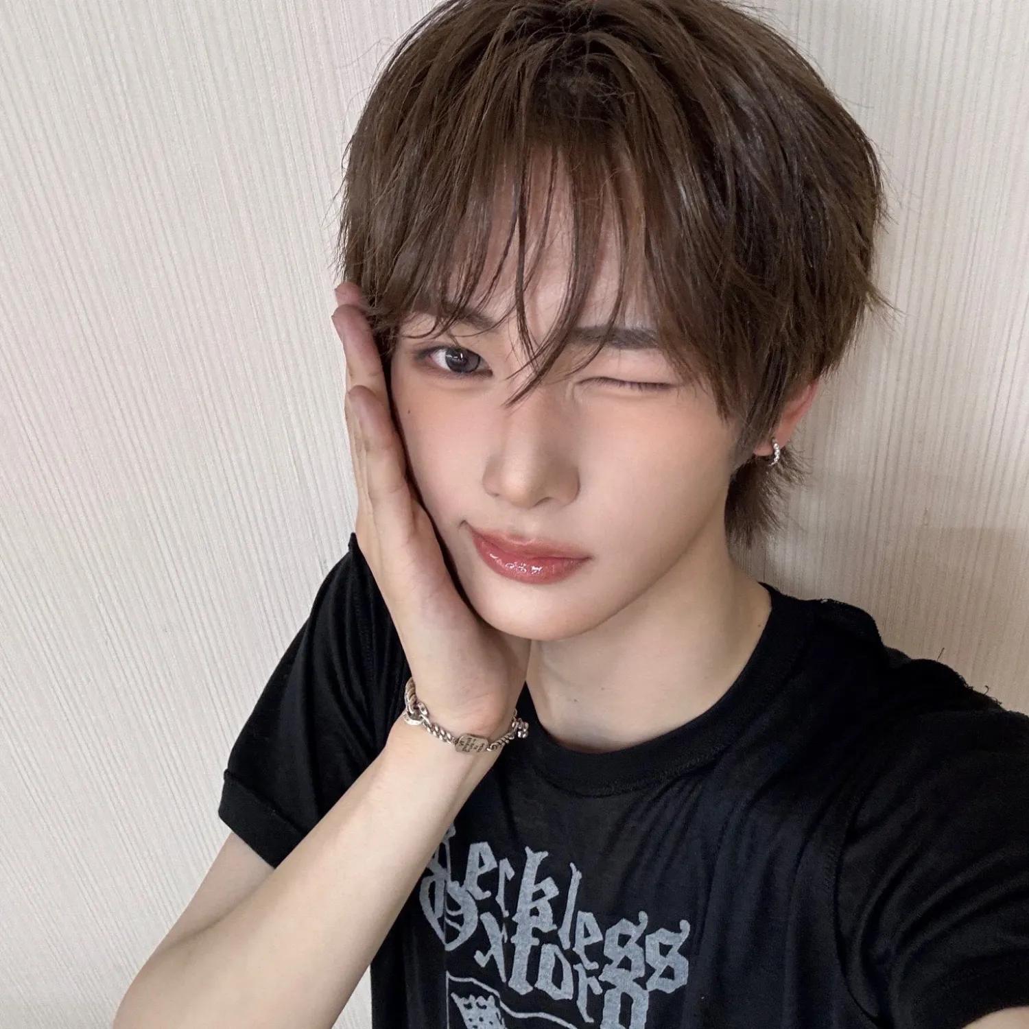 Recent activity shot of Zhou Anxin (ALPHA DRIVE ONE)