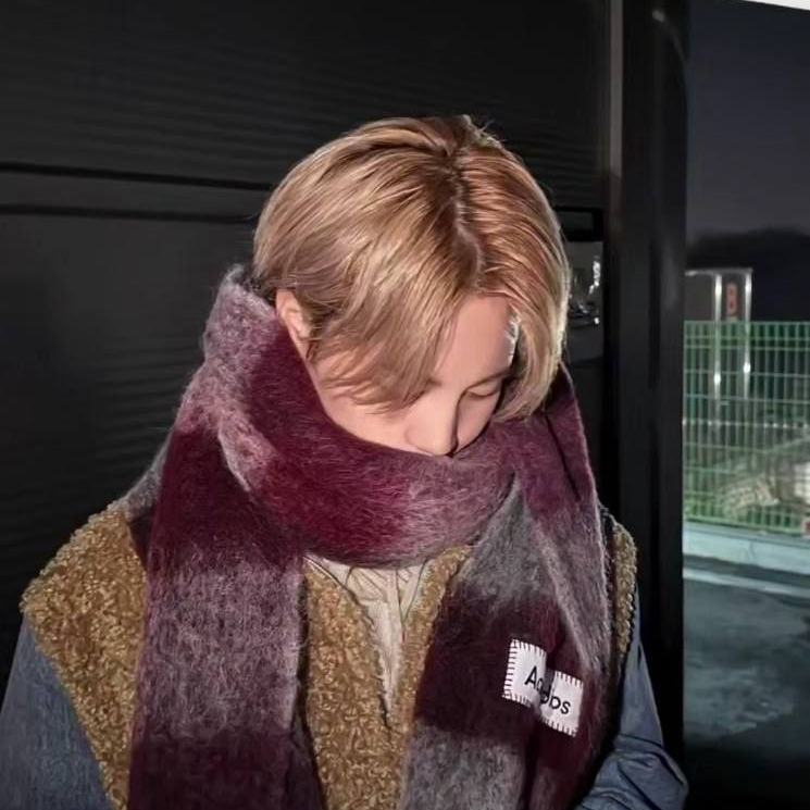 Momen yang diabadikan oleh penggemar Jimin (BTS)