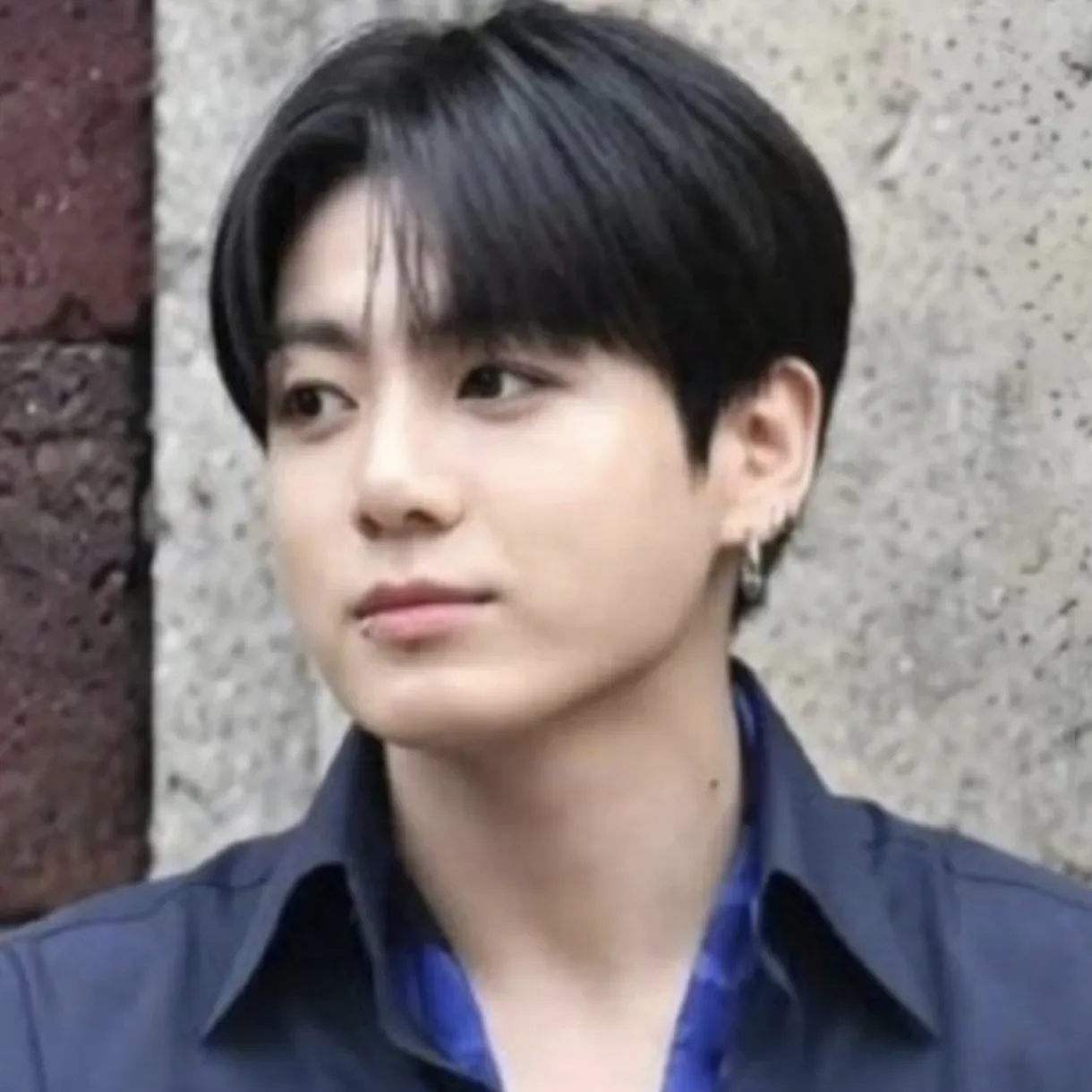 Foto aktivitas terbaru Jungkook (BTS)